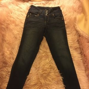 Size 5 Hammer jeans looks new